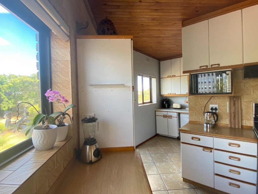 4 Bedroom Property for Sale in Table View Western Cape